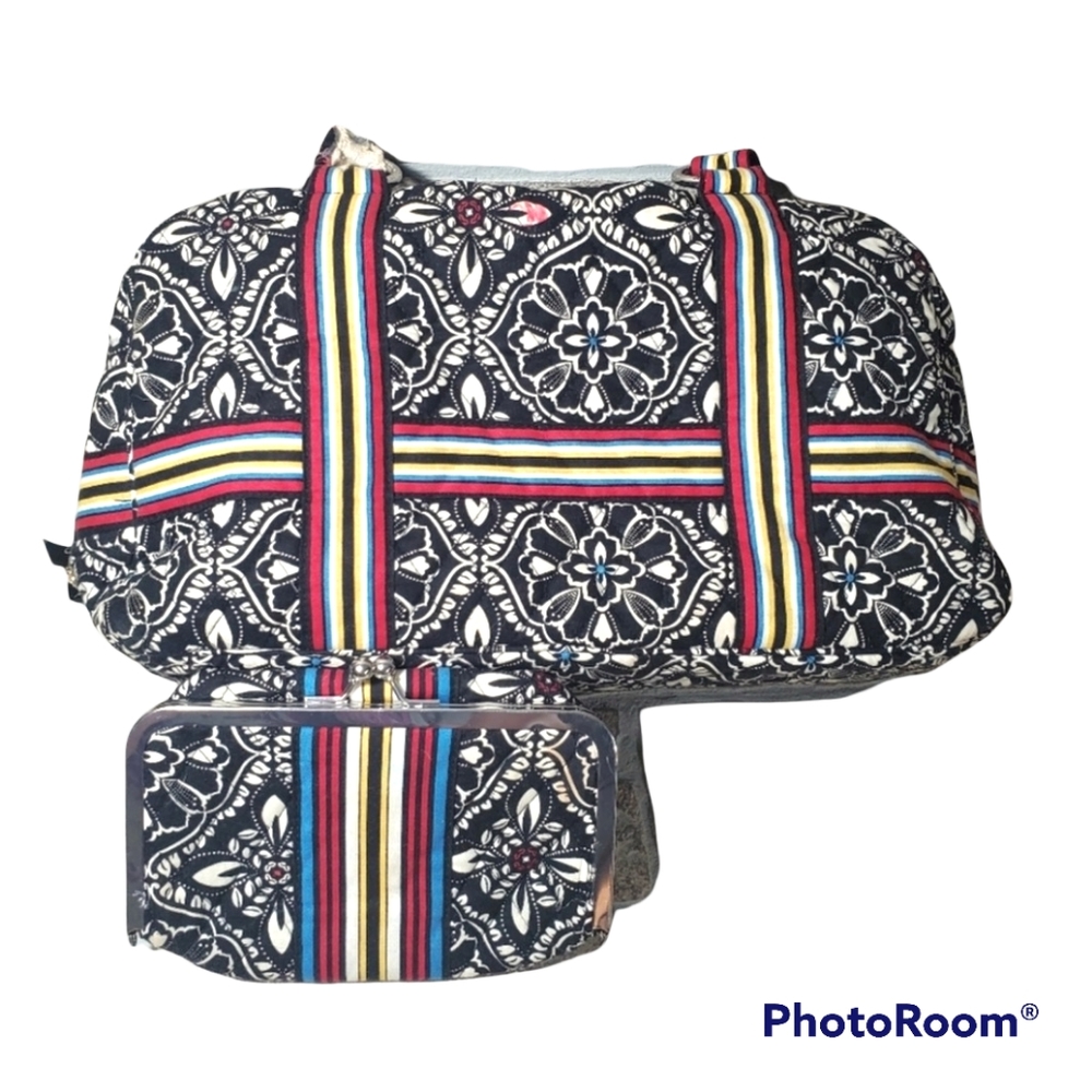 Vera Bradley Rerired Away bag Makeup Bag Barcelona